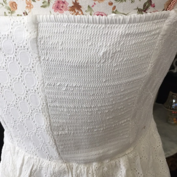 Gap strapless lace dress - Picture 3 of 4